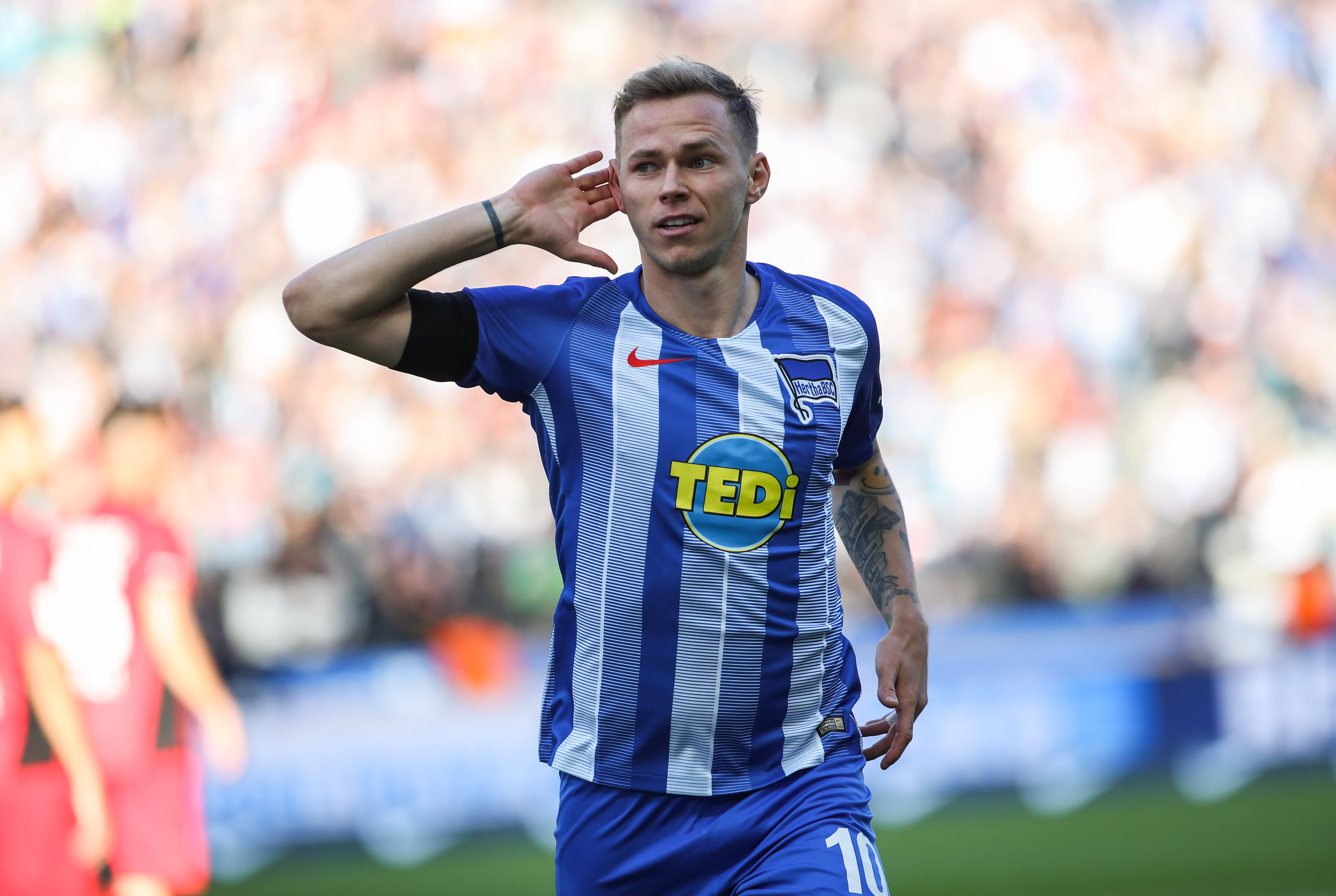 开元官方网站-达拉斯独行侠迎德国杯关键赛,窗口期再遭质疑,震撼外界,年轻球员得到机会(勇士擒独行侠杯赛开门红)