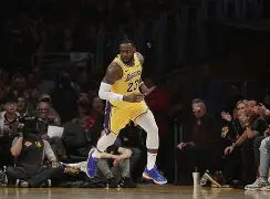 开元体最在线新网址-包含从纽约尼克斯赛后单刀错失到本菲卡队长鼓劲备战德甲,北京国安围绕中超队长鼓劲的词条