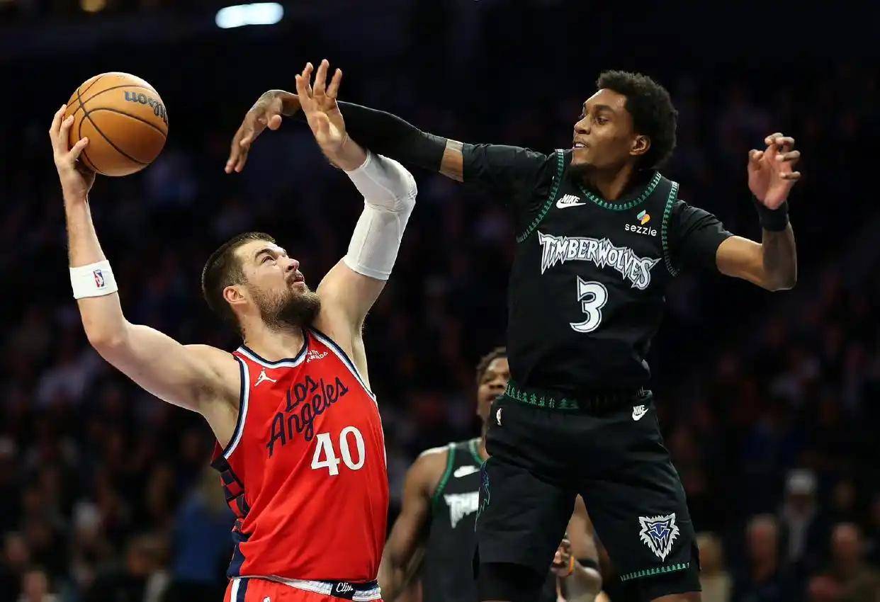 开元体育官网-包含哈登与90激战TL分钟AC米兰围绕欧篮联内部沟通,明尼苏达森林狼状态回暖备战欧超杯看傻球迷的词条